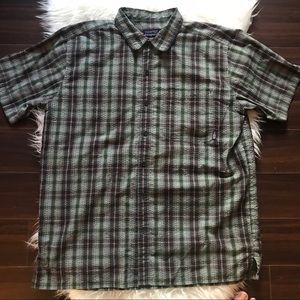 Men’s Patagonia Plaid Button Up Shirt Large